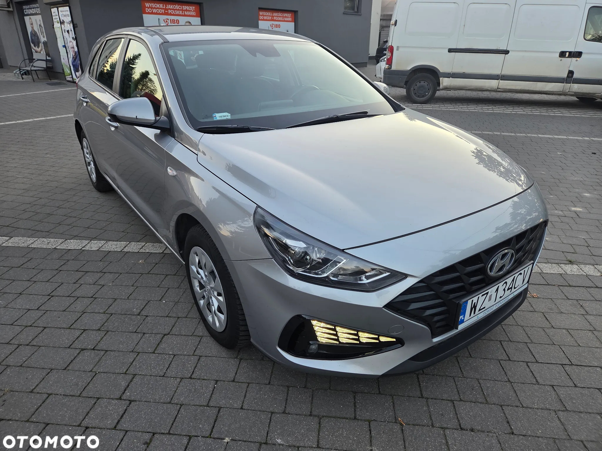 Hyundai i30 1.5 DPI Classic + - 7