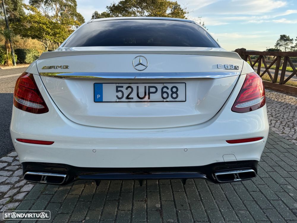 Mercedes-Benz E 63 AMG S 4-Matic+ - 8