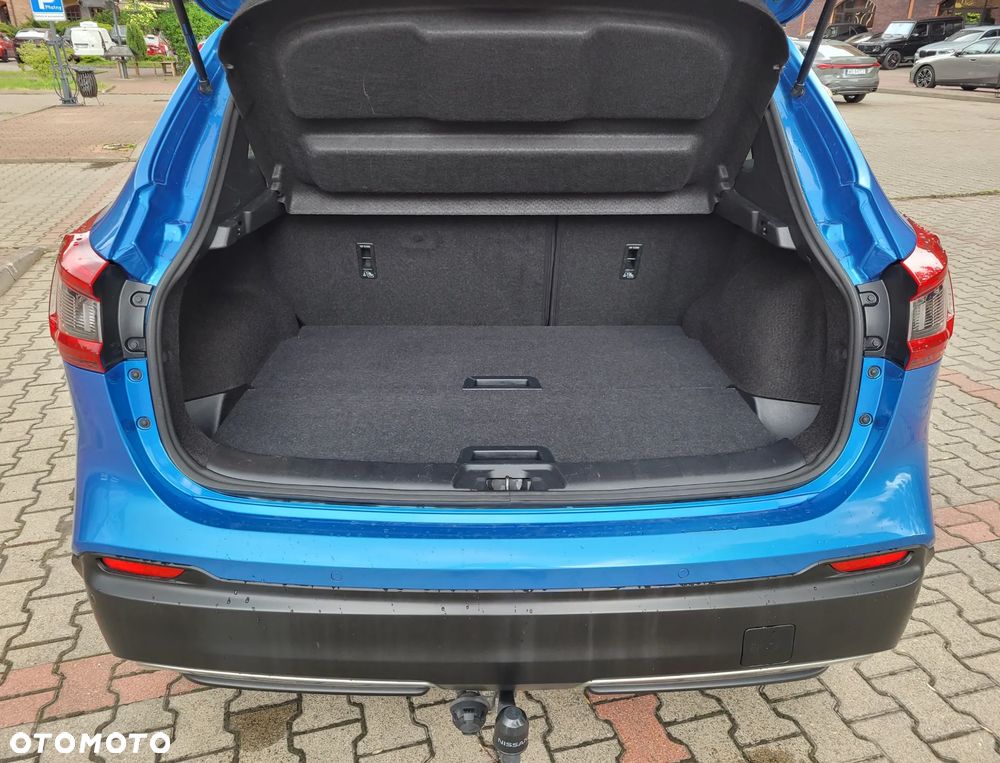 Nissan Qashqai 1.3 DIG-T N-Connecta - 24