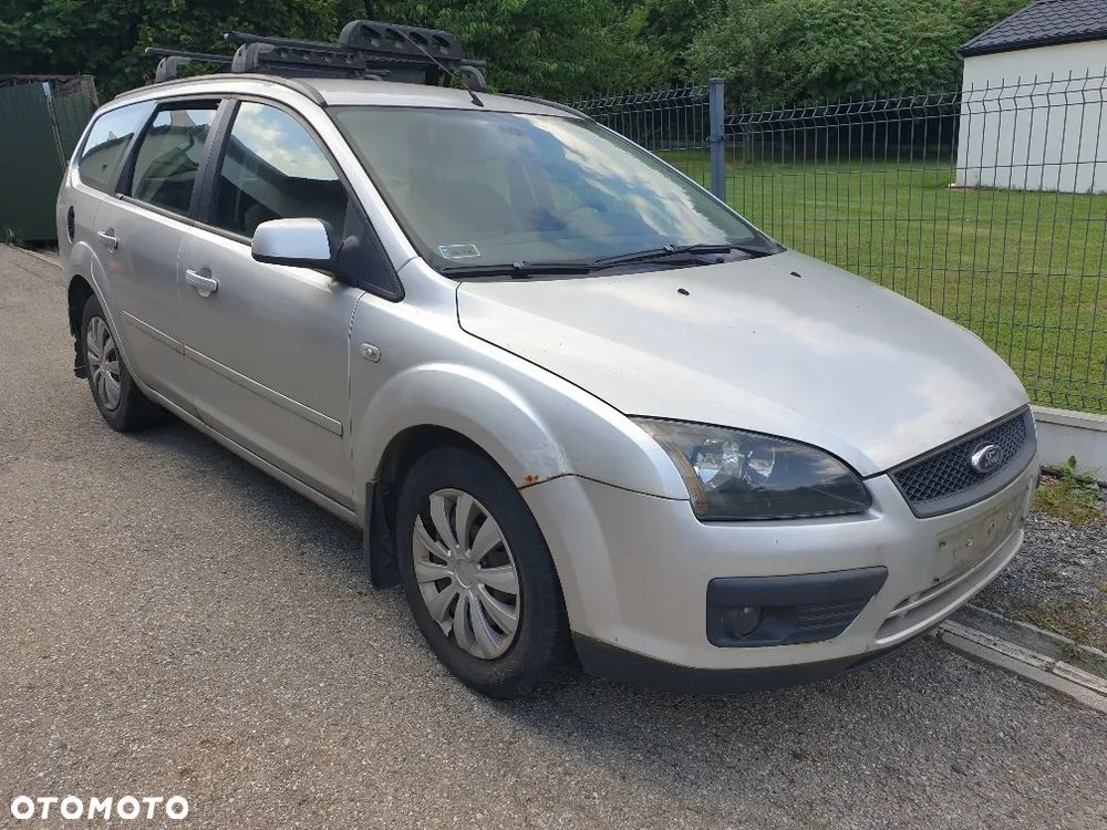 Ford FOCUS 2 - 1,6 benzyna - 2005r- cały na części - 1