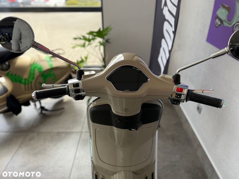 Vespa Primavera - 15