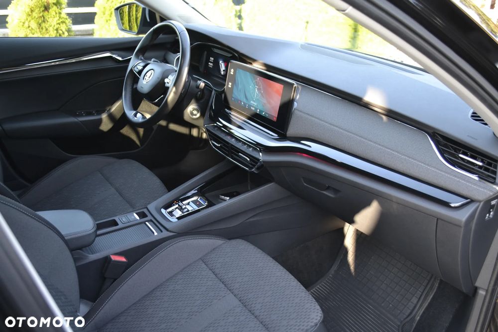 Skoda Octavia 2.0 TDI DSG Style - 35