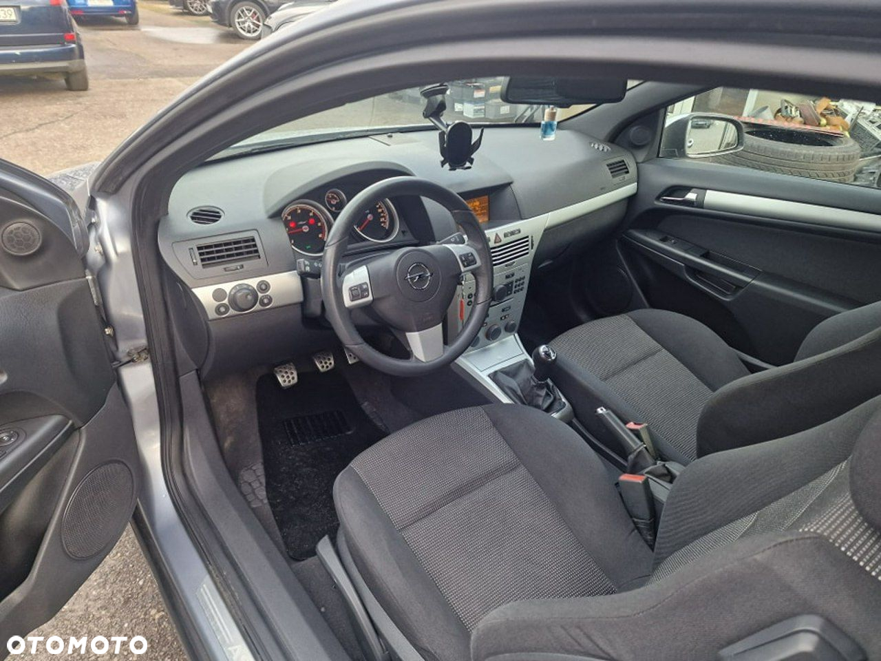 Opel Astra III GTC 1.9 CDTI Sport - 7