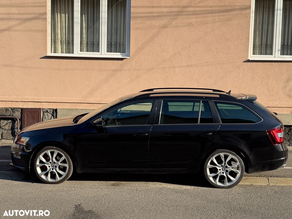 Skoda Octavia 2.0 TDI DSG RS - 2