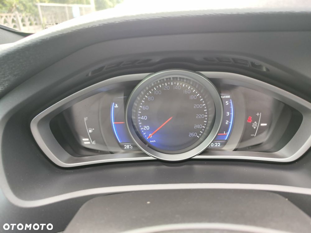 Volvo V40 D2 Drive-E R-Design Momentum - 31