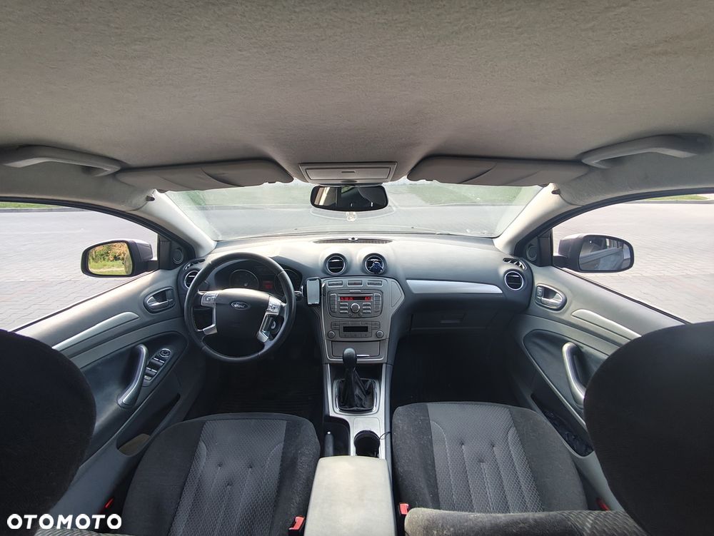 Ford Mondeo - 7