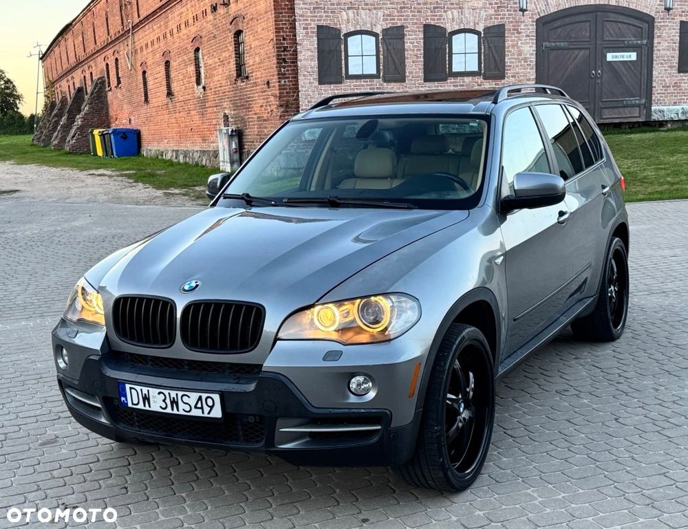 BMW X5 4.8i xDrive - 23