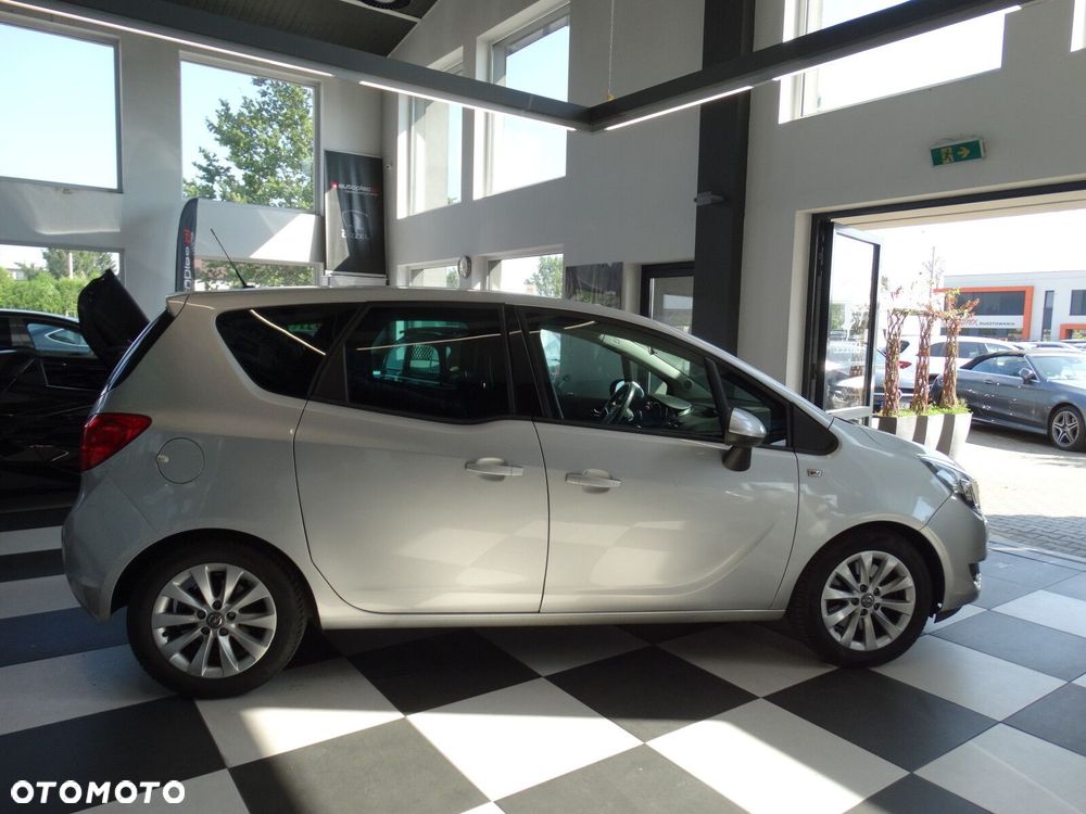 Opel Meriva - 8