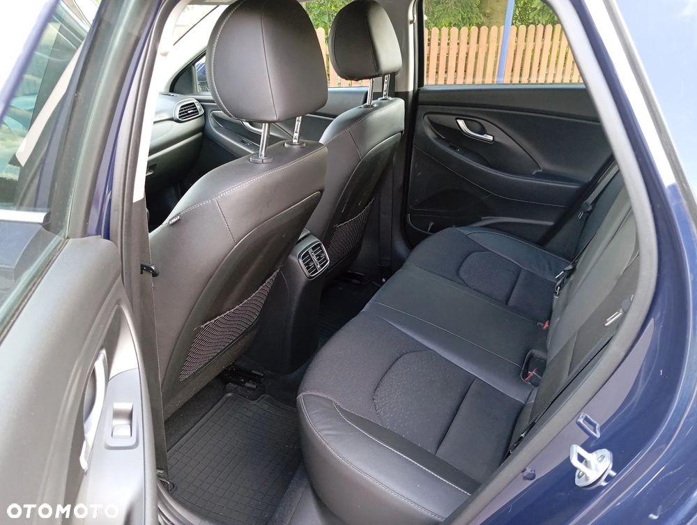 Hyundai i30 1.6 CRDI Premium - 7