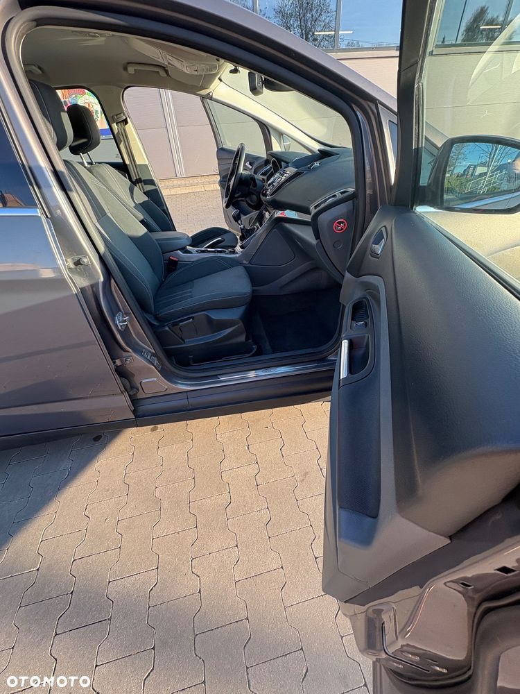 Ford C-MAX - 16