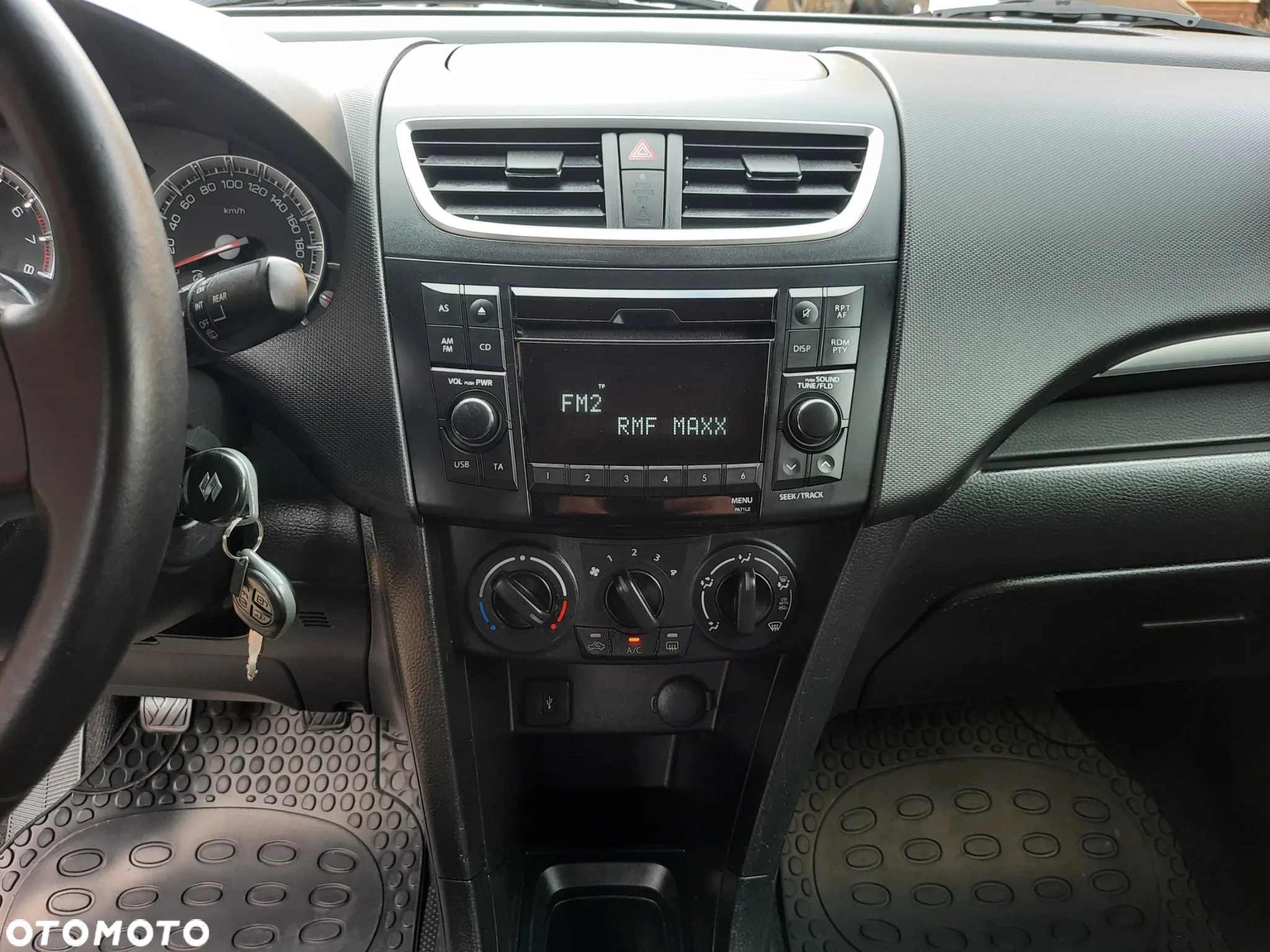 Suzuki Swift 1.2 4x4 Club - 22