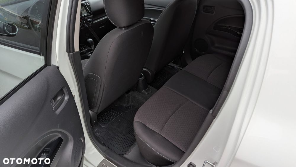 Mitsubishi Space Star 1.2 Intense CVT - 6