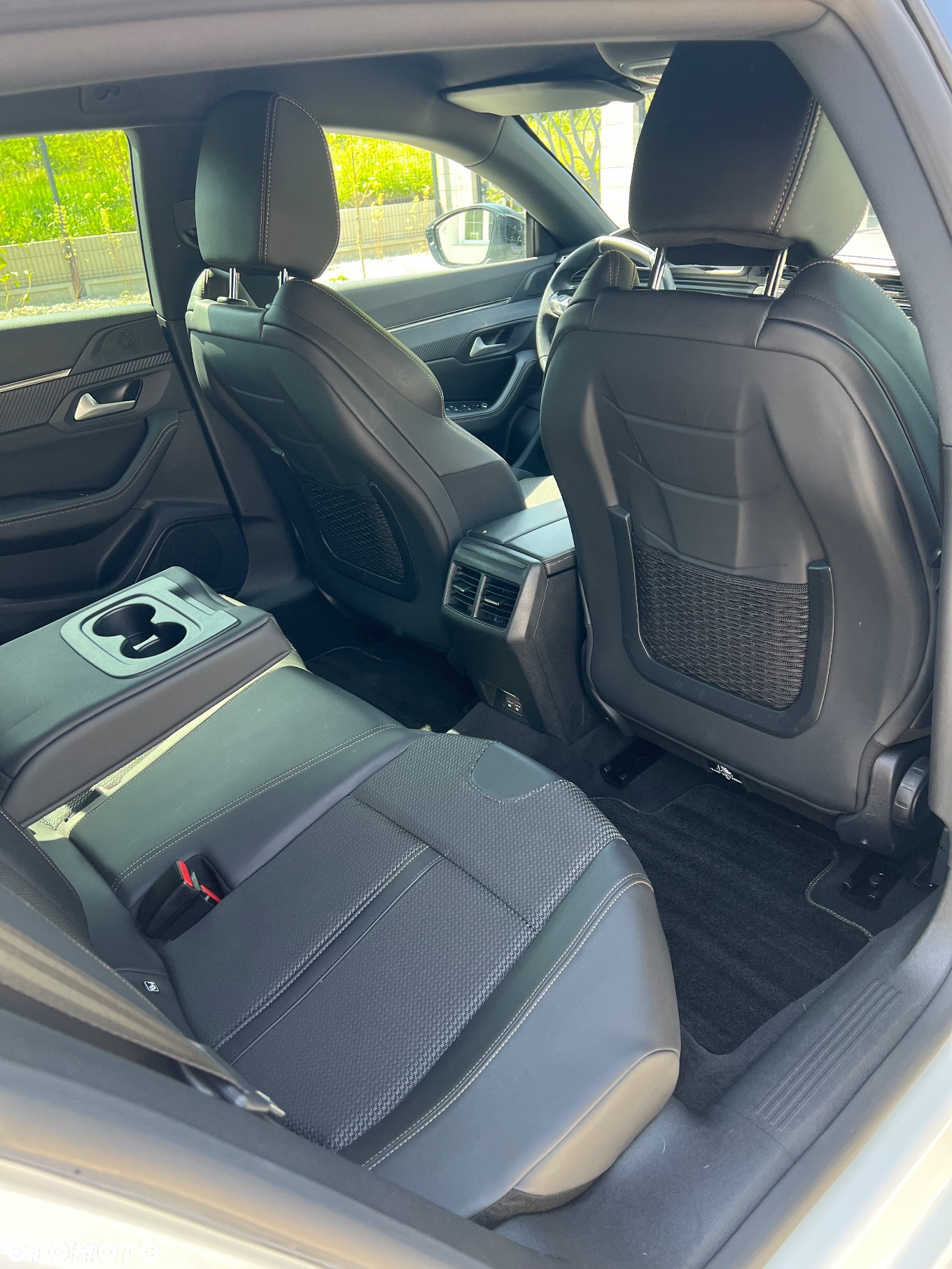 Peugeot 508 SW Plug-In Hybrid 225 e-EAT8 GT - 15