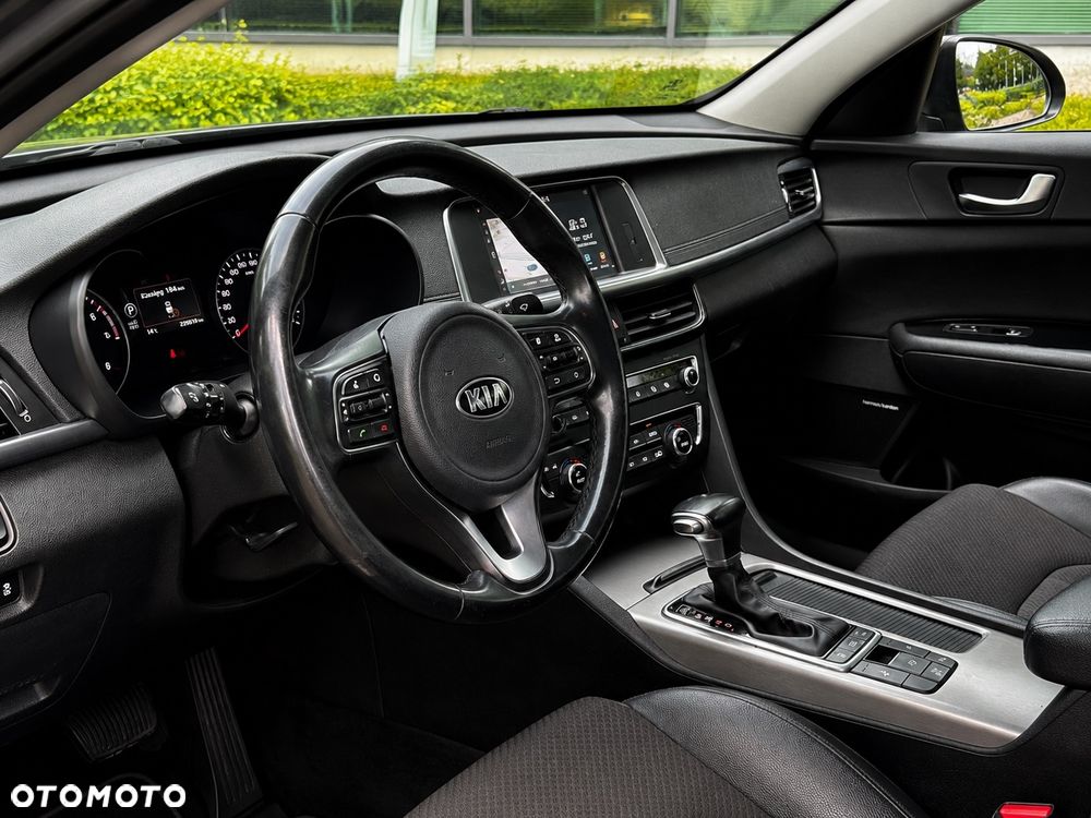 Kia Optima Plug-in Hybrid - 2