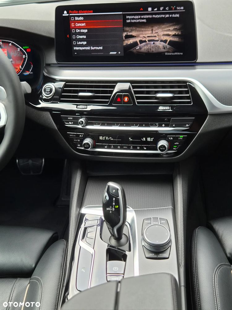 BMW Seria 5 520d MHEV M Sport sport - 20