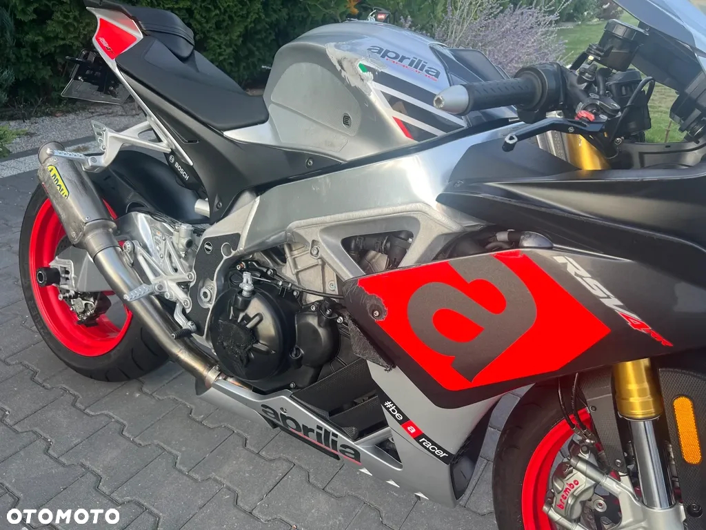 Aprilia RSV - 17