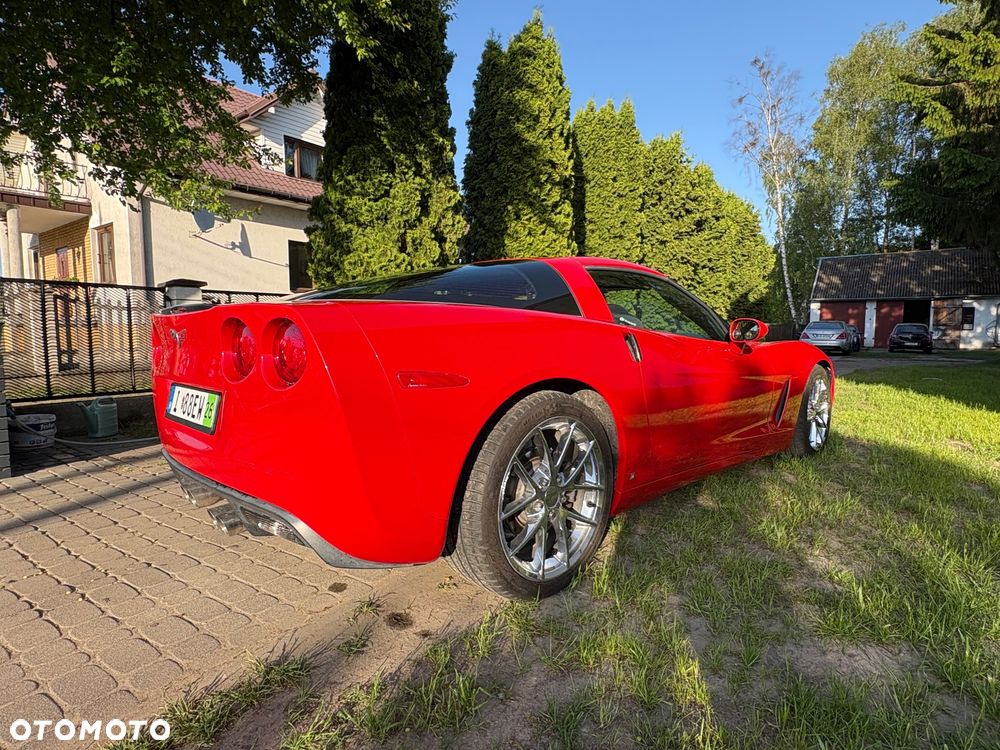 Chevrolet Corvette - 5