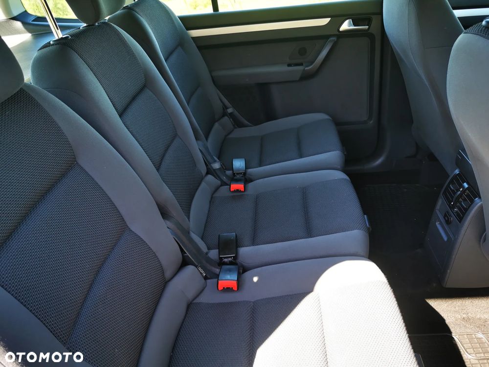 Toyota Prius - 15