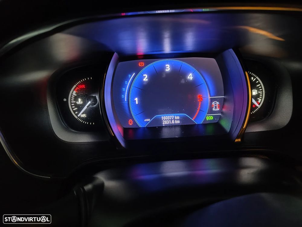 Renault Mégane ENERGY dCi 110 EDC INTENS - 5