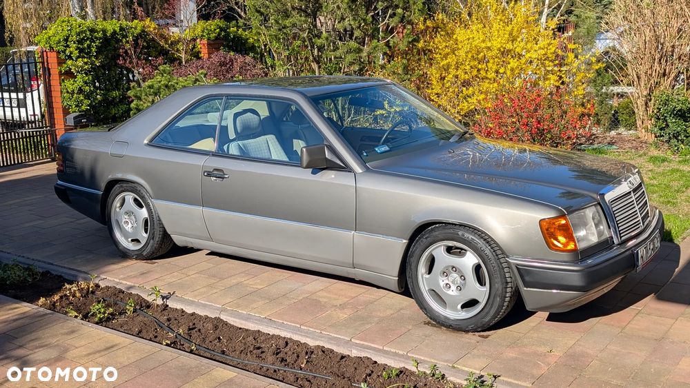Mercedes-Benz W124 (1984-1993) - 8