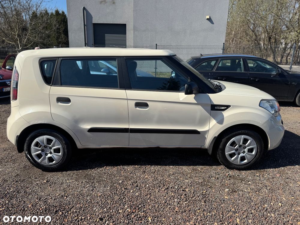 Kia Soul 1.6 M - 8