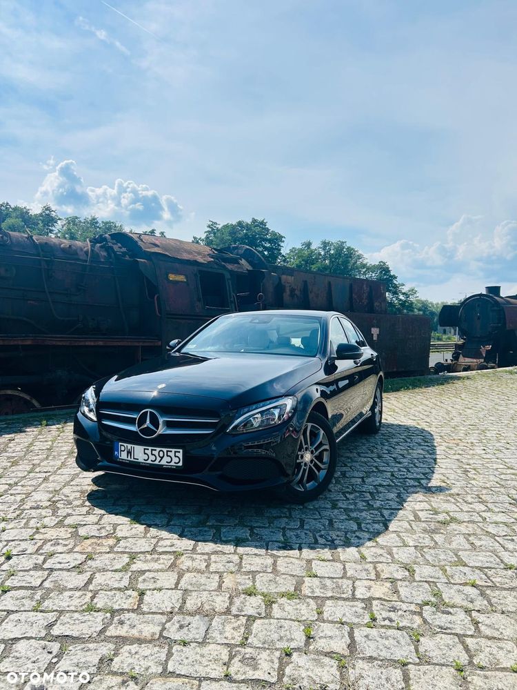 Mercedes-Benz Klasa C 200 4-Matic 7G-TRONIC - 2