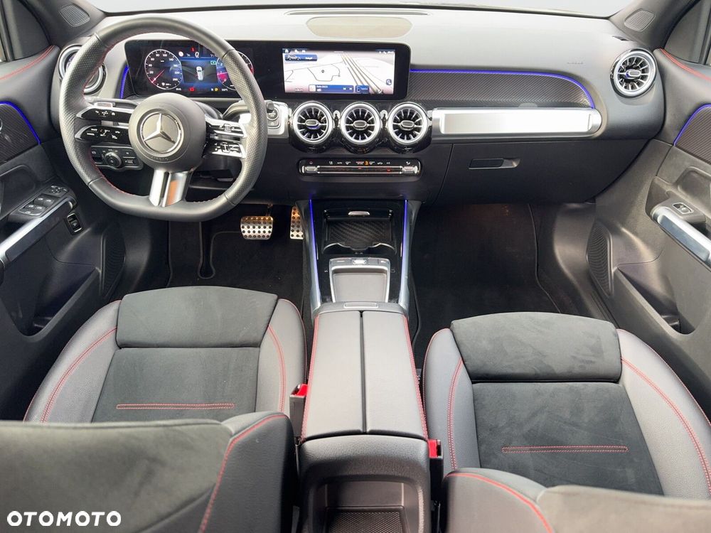 Mercedes-Benz GLB 200 AMG Line 7G-DCT - 20