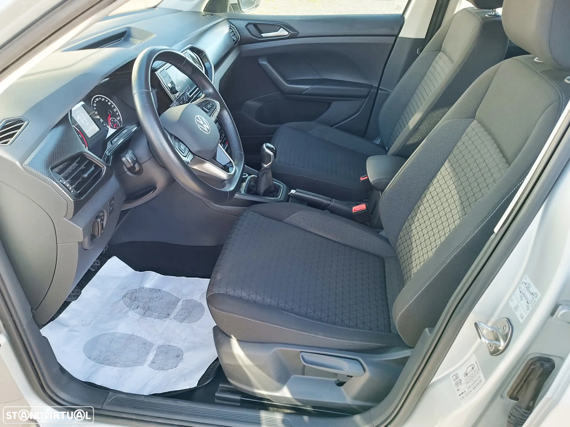 VW T-Cross 1.0 TSI Life - 9