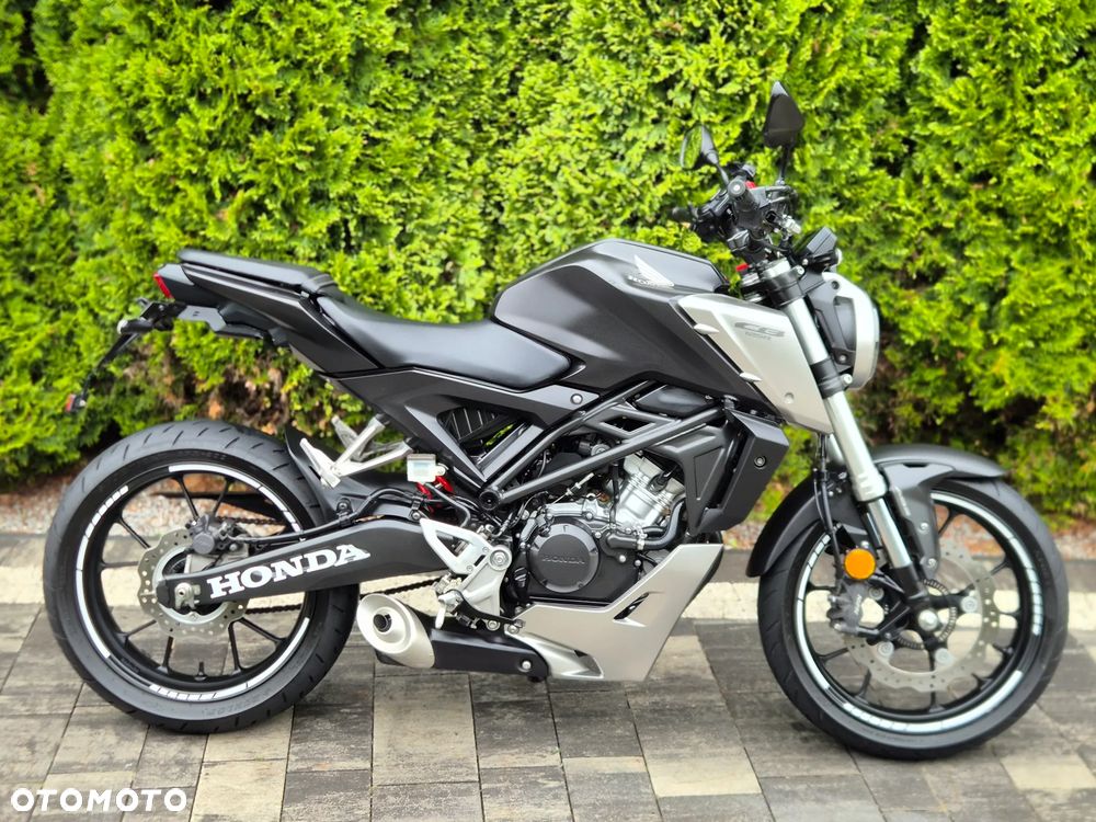 Honda CB - 2