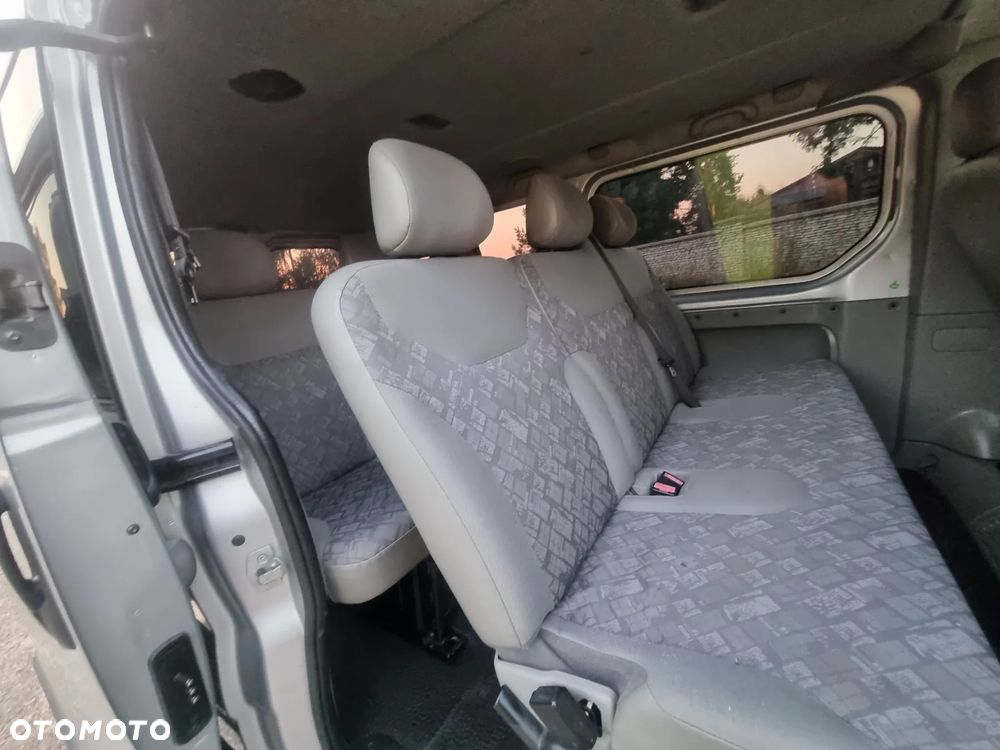 Opel Vivaro L2H1 2.9t - 8