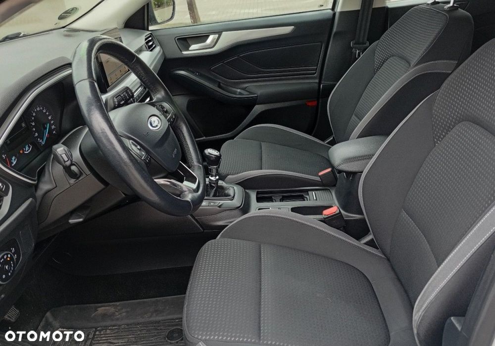 Ford Focus - 18