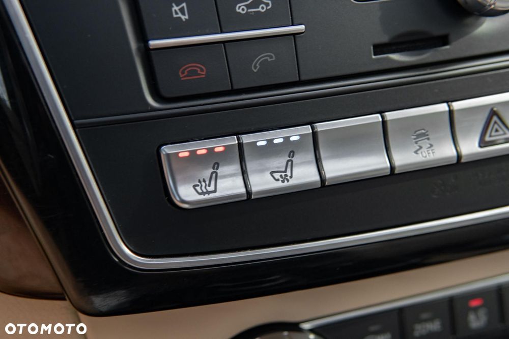 Mercedes-Benz GLE 350 d 4-Matic - 30