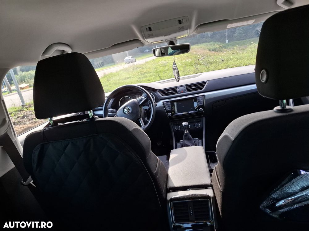 Skoda Superb 2.0 TDI Style - 13