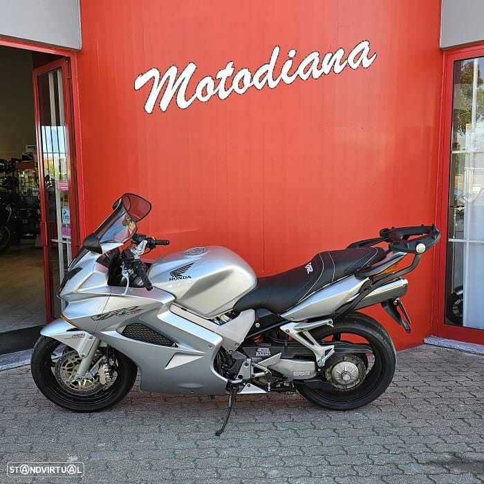 Honda VFR 800 - 3