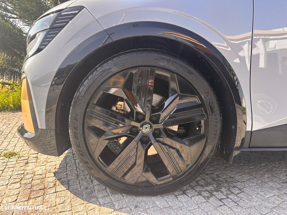 Renault Mégane E-Tech EV60 Iconic - 16