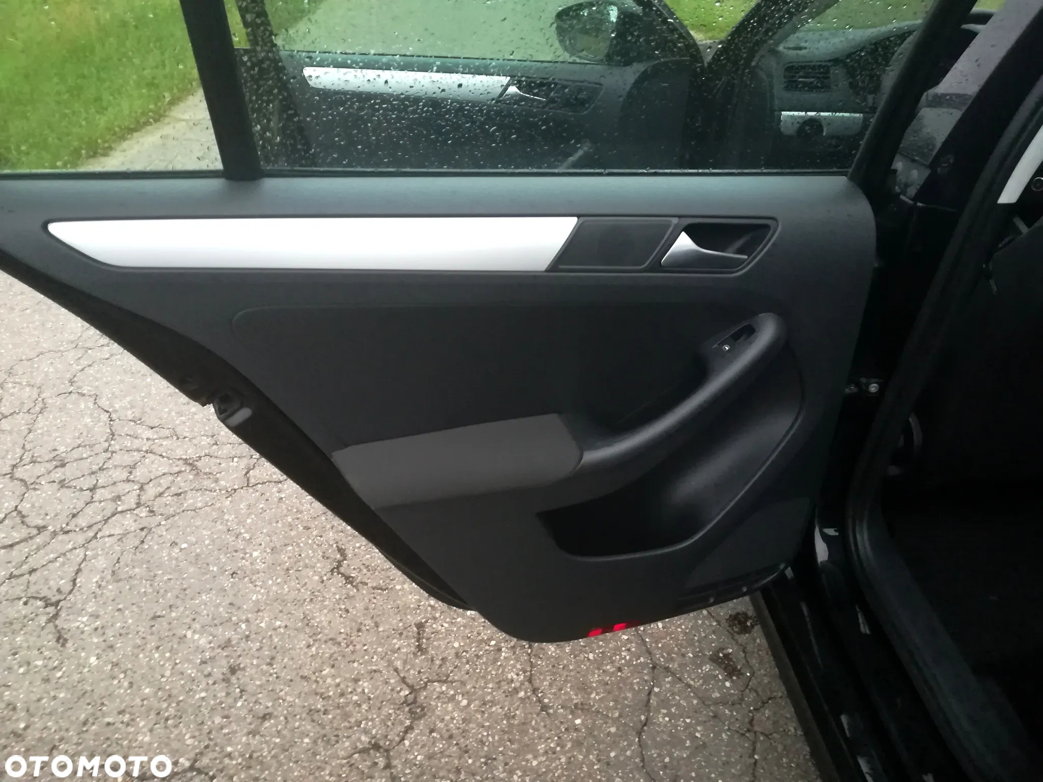 Volkswagen Jetta 1.6 TDI BMT Trendline - 14