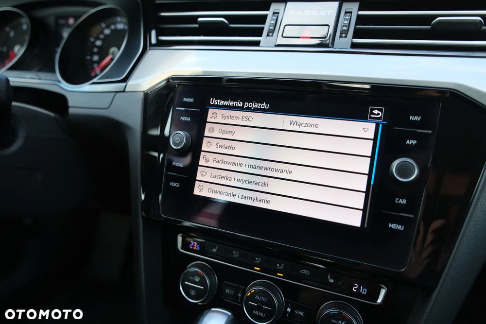 Volkswagen Passat 2.0 TDI Business DSG - 22