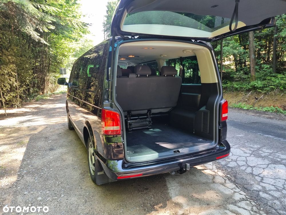 Volkswagen Caravelle - 6