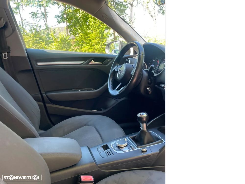 Audi A3 1.6 TDI - 9