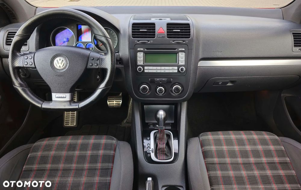 Volkswagen Golf 2.0 GTI DSG - 7