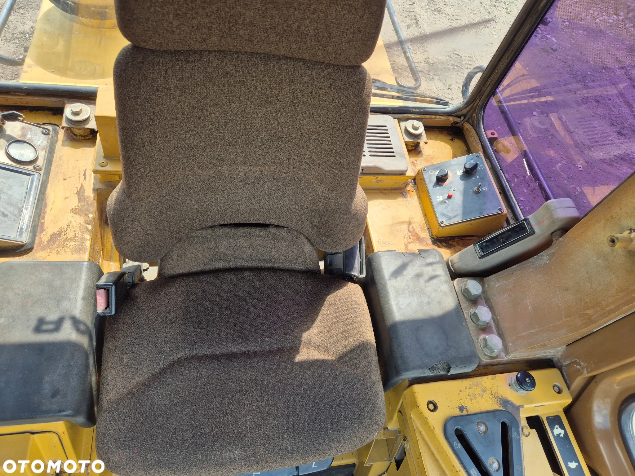 Caterpillar 963B - 15