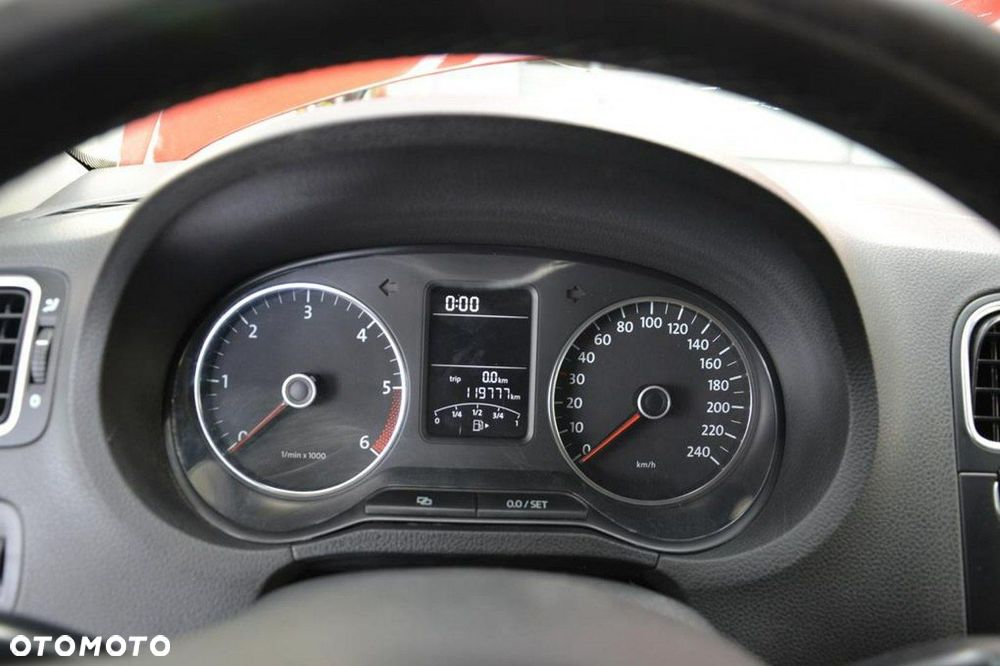 Volkswagen Polo - 20