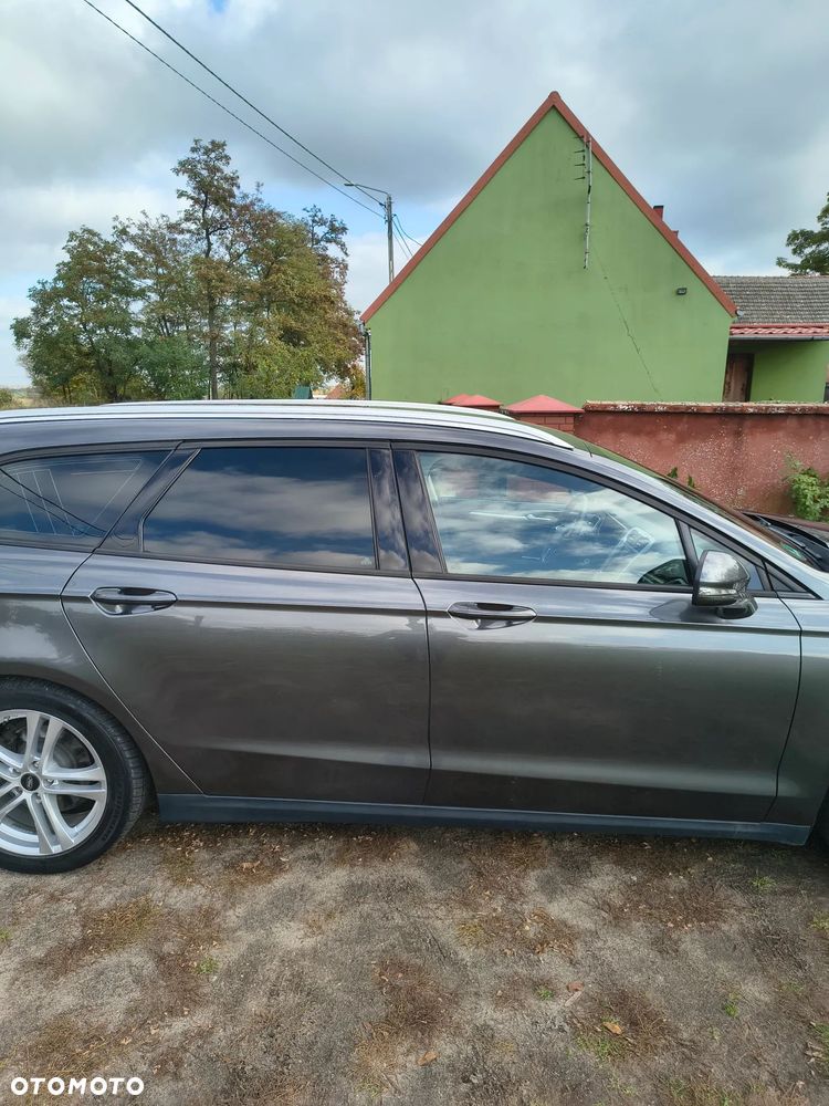Ford Mondeo - 8