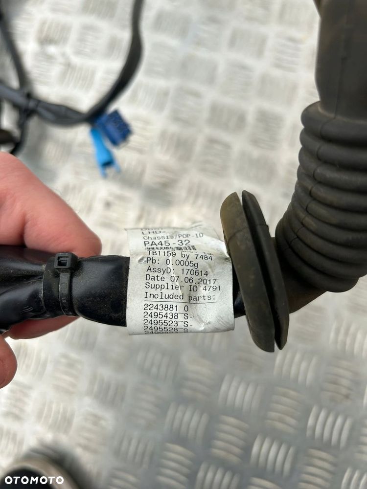 WIĄZKA PRZEWODÓW DRZWI SCANIA NTG LEWA STRONA - 2
