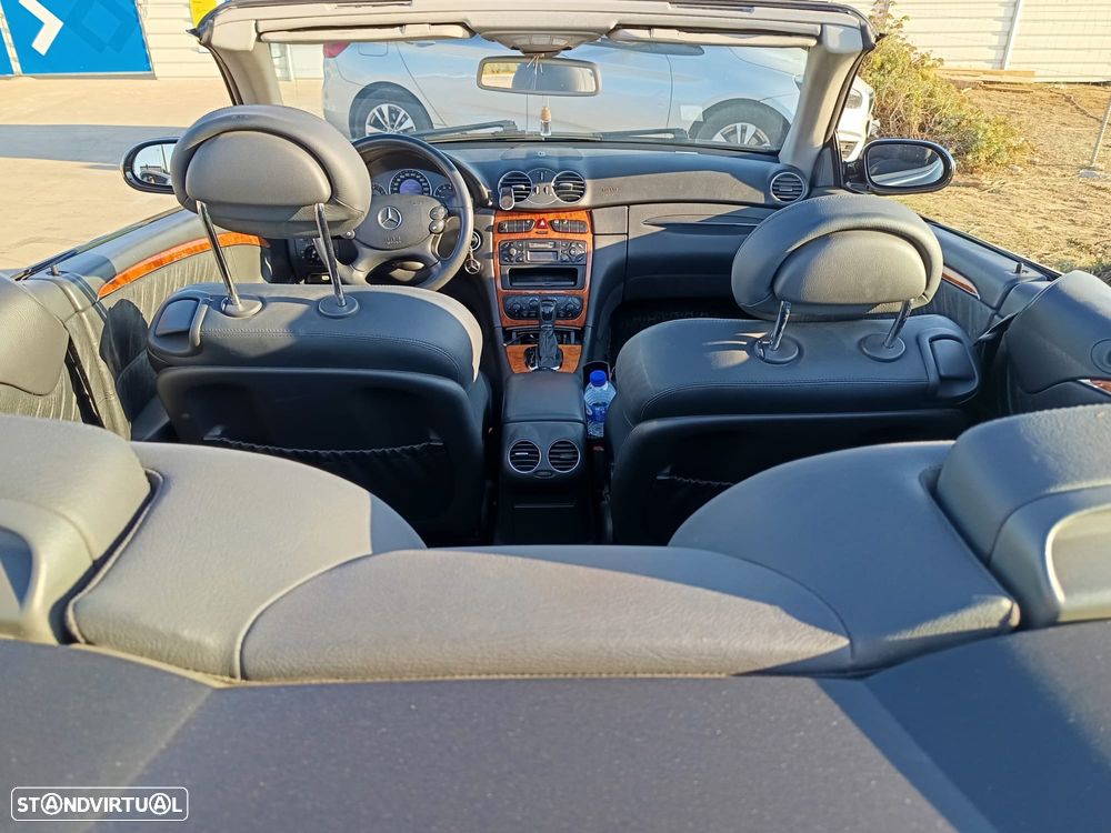 Mercedes-Benz 200 - 6