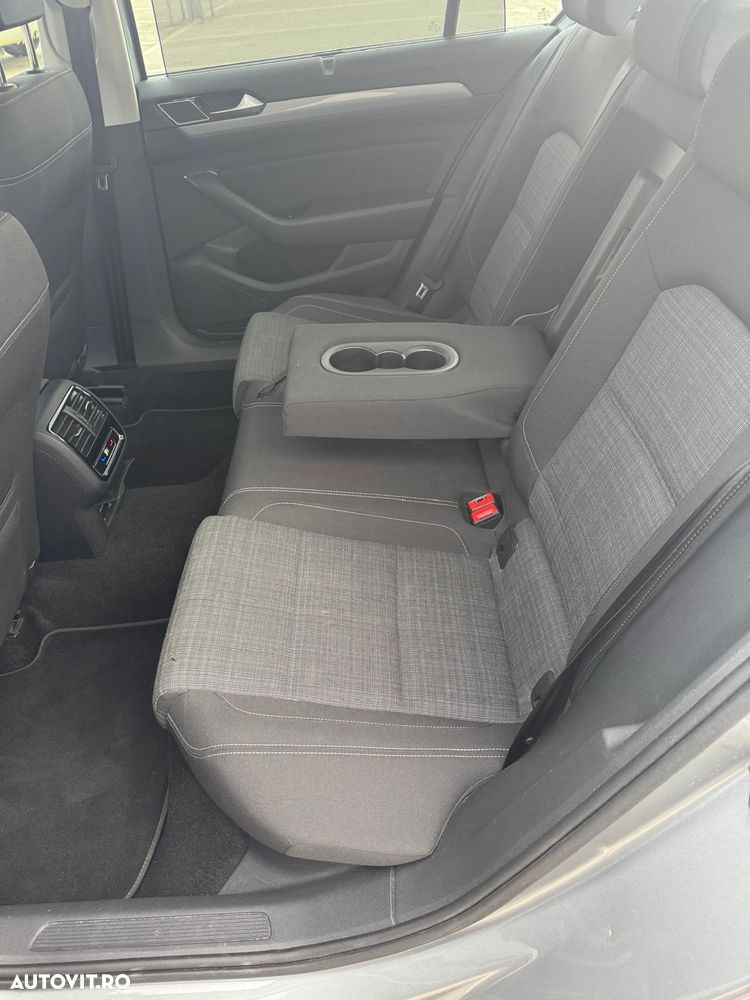 Volkswagen Passat 2.0 TDI SCR DSG Business - 16