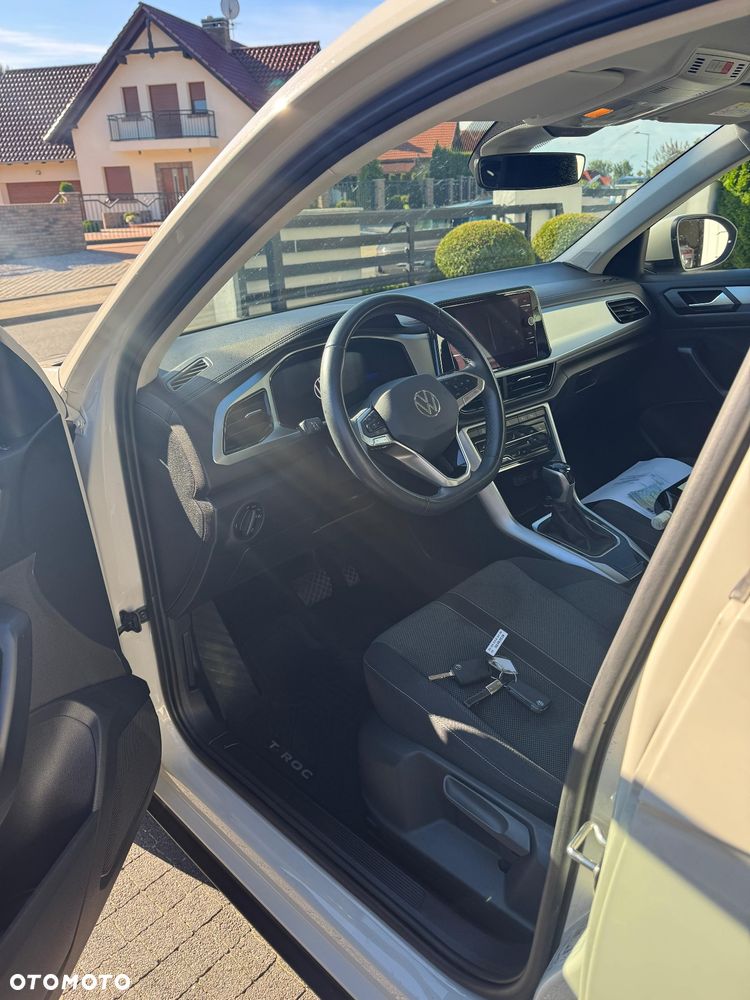 Volkswagen T-Roc - 14