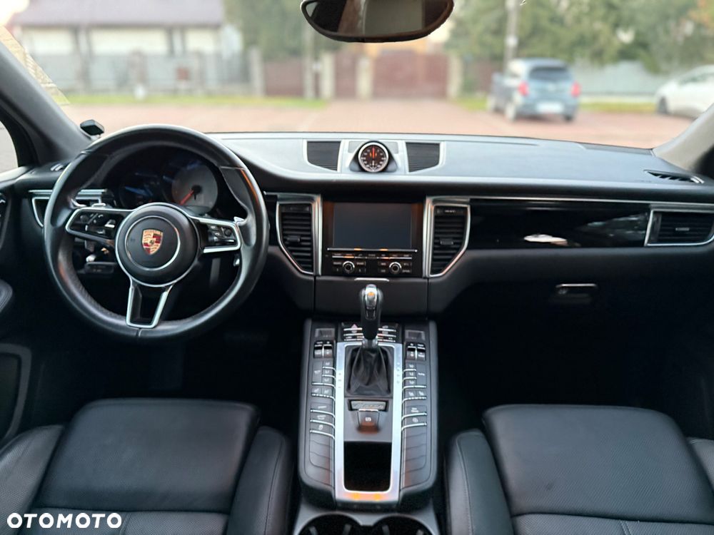 Porsche Macan - 13