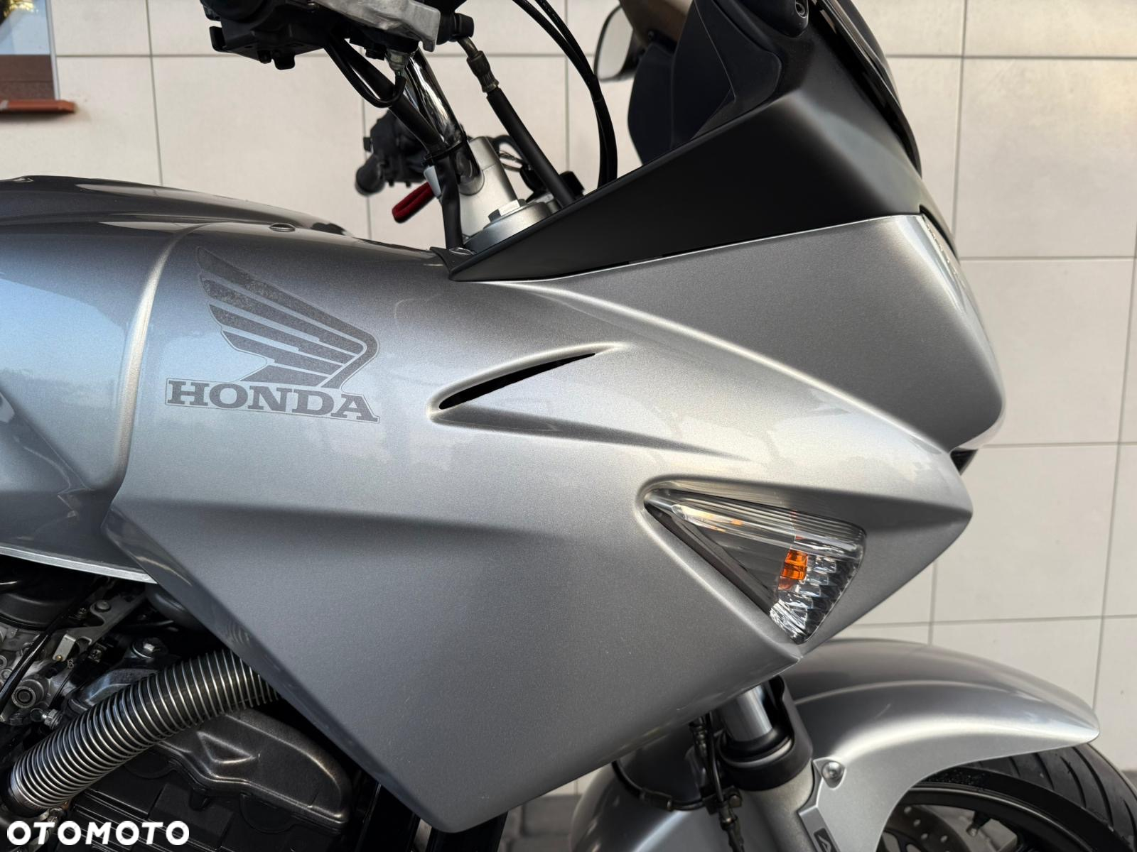 Honda CBF - 13