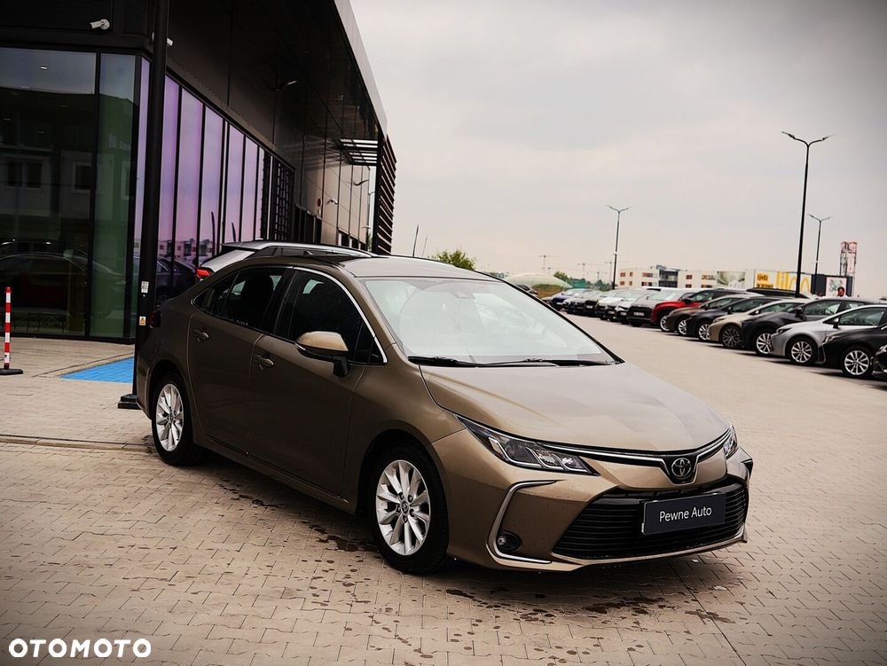 Toyota Corolla - 1